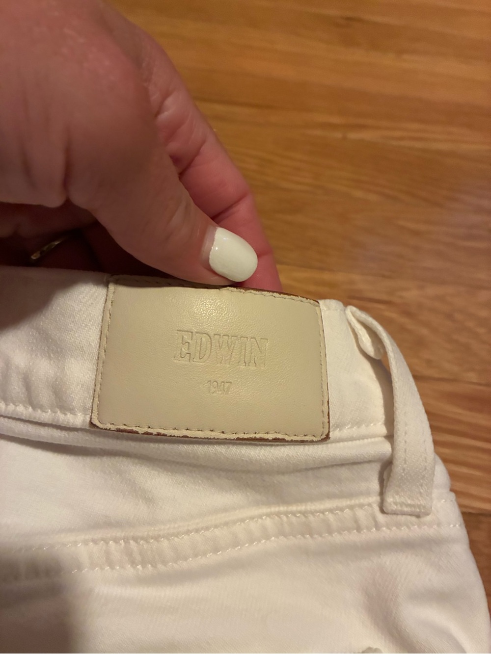 Edwin 1947 High-Rise Wide-Leg Cream Denim Jeans - Off-White Relaxed Fit - Picture 7 of 7